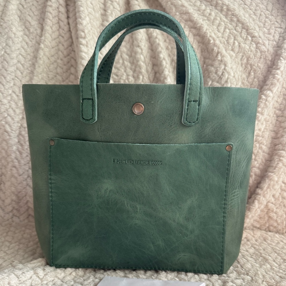Portland Leather Green Crossbody Bag